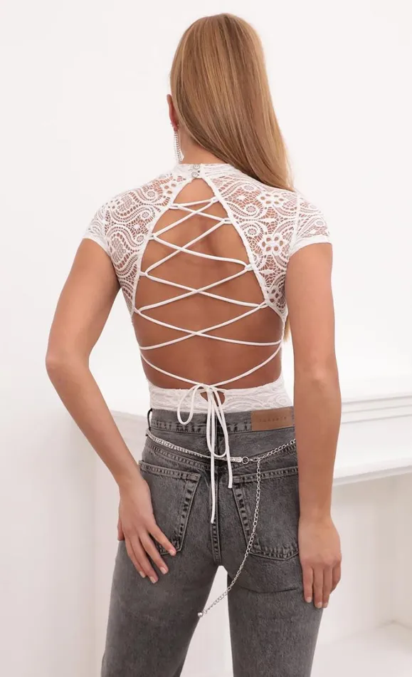 Avenue Shimmer Lace Bodysuit White Women LUCY IN THE SKY Bodysuits Avenue Shimmer Lace Bodysuit White Women LUCY IN THE SKY Bodysuits