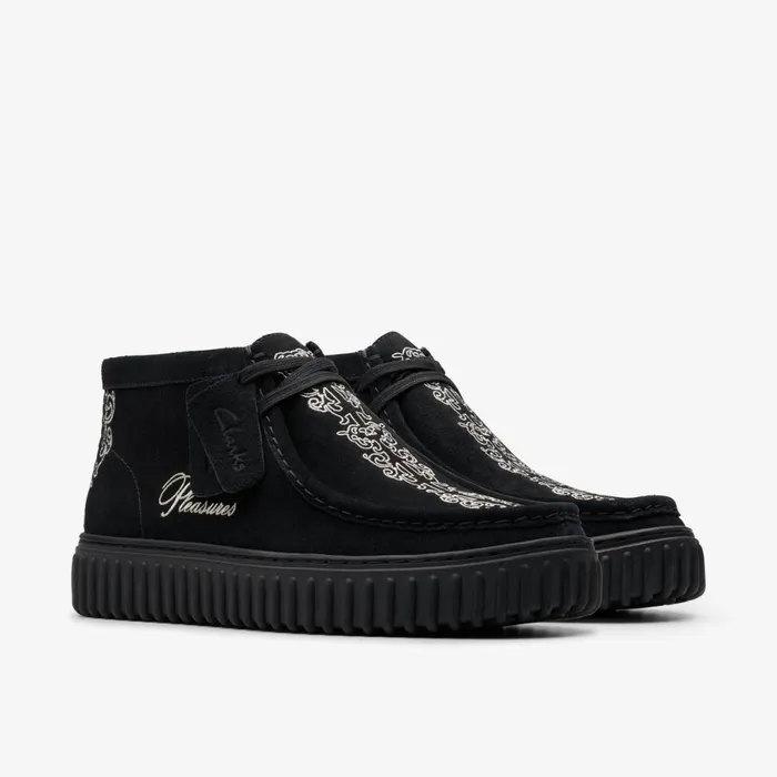 Clarks Black Boots Torhill Woven Black Suede 8211 WomenMen