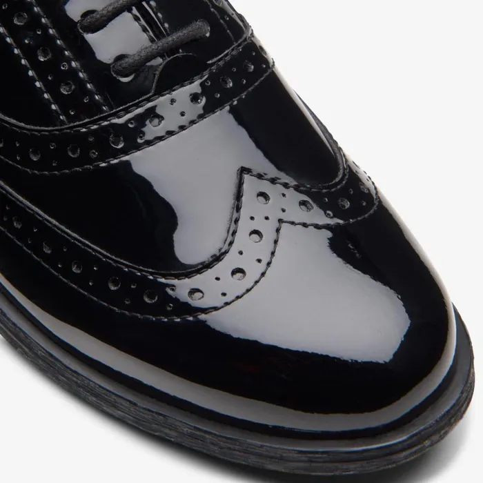 Clarks Brogues And Lace Ups Havisham Oak Black Patent 8211 Women