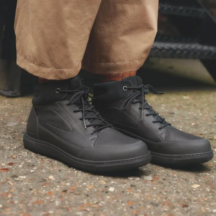 Clarks Waterproof Boots Mapstone Hi GoreTex Black Warmlined Leather 8211 Men