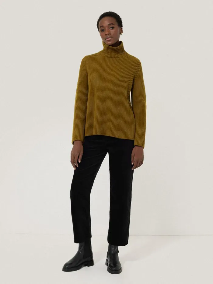 Delmont Velvet Tapered Jean Black Women Jigsaw Trousers
