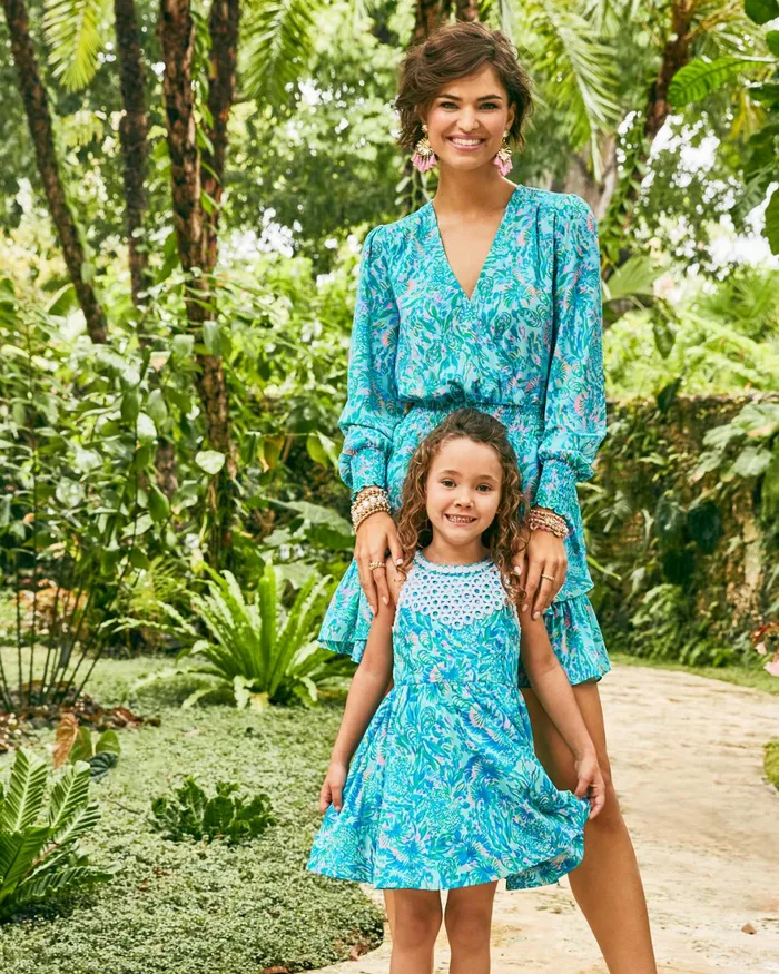 Dresses and Rompers Girls Lilly Pulitzer Girls Little Kinley Dress Surf Blue Coral Of The Story Dresses and Rompers Girls Lilly Pulitzer Girls Little Kinley Dress Surf Blue Coral Of The Story