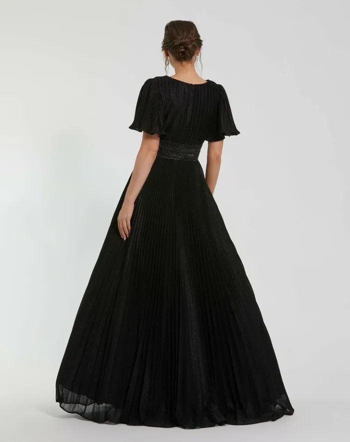Evening Gowns Mac Duggal Women Black Pleated Shimmering Georgette Flutter Sleeve Gown Black