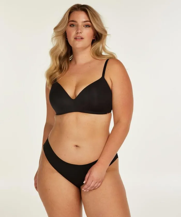 Hunkemller Mona Padded Nonunderwired Bra 8211 Black Black 8211 Women Hunkemller Mona Padded Nonunderwired Bra 8211 Black Black 8211 Women