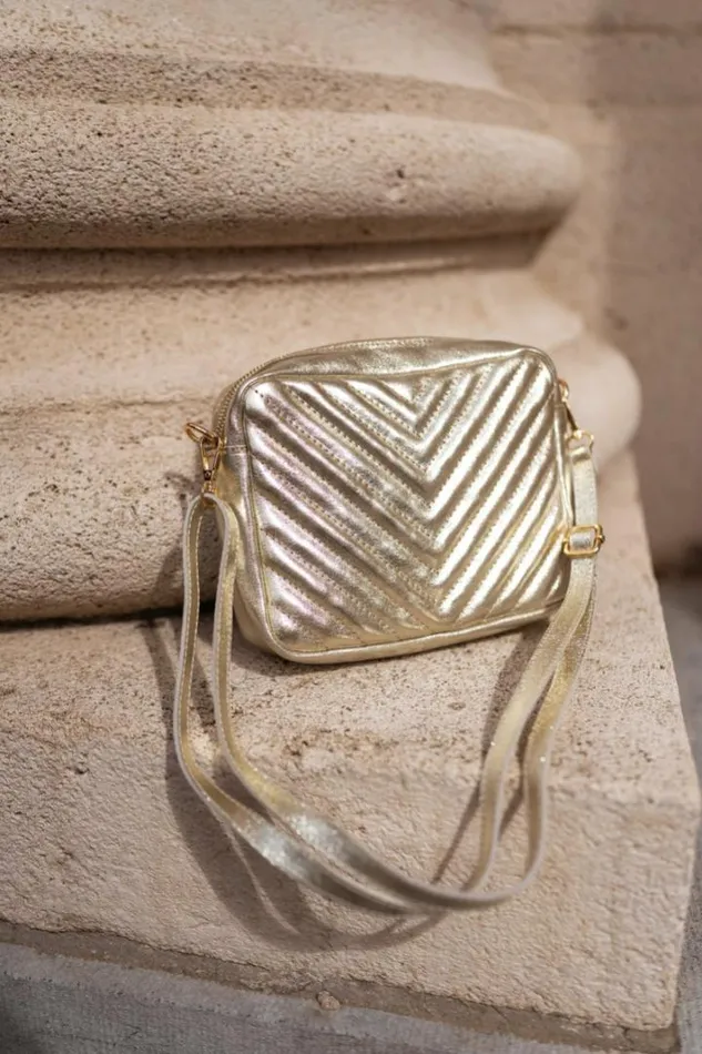 Jewelry and Accessories Handbags Easy Clothes Golden Eric Bag Golden