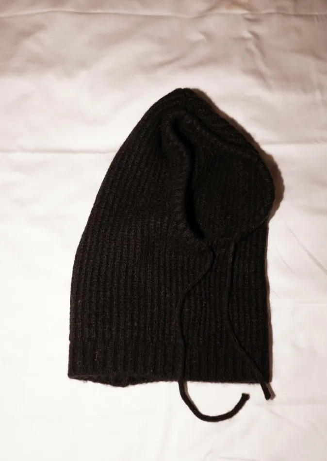 Jewelry and Accessories Hats and Beanies Easy Clothes Black Malou Hood Black