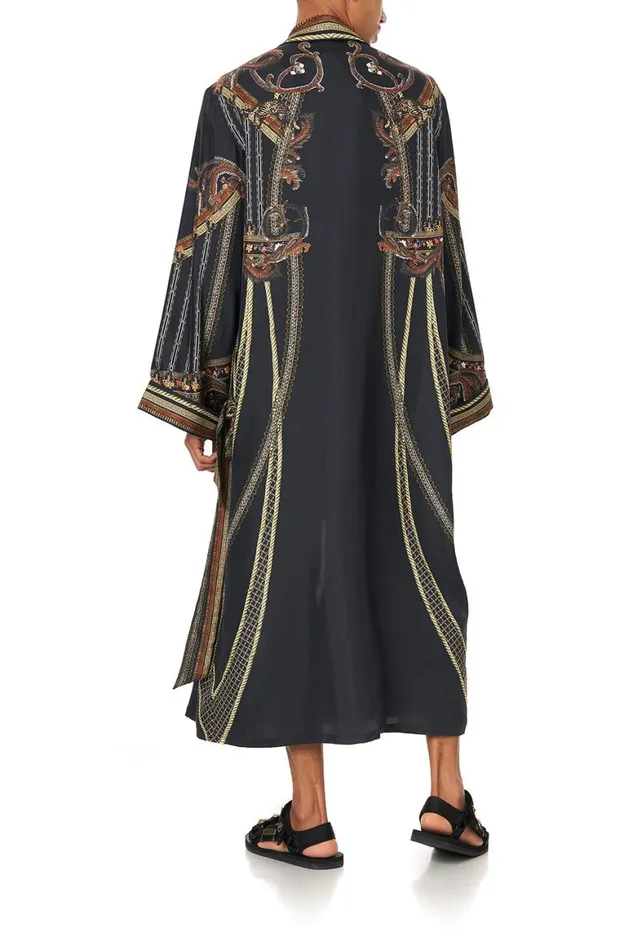 LONG LINE ROBE BELLE OF THE BAROQUE Belle Of The Baroque Mens Camilla Robes