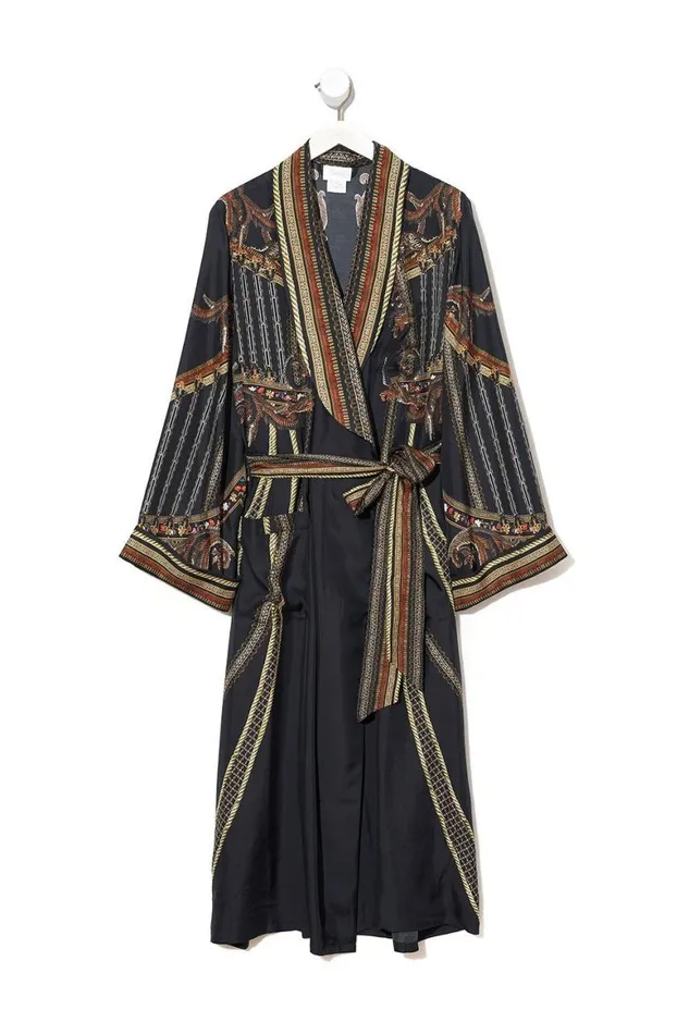 LONG LINE ROBE BELLE OF THE BAROQUE Belle Of The Baroque Mens Camilla Robes