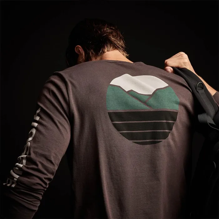 MEN James Perse GRAPHICS Canyon Graphic Tee Porcupine