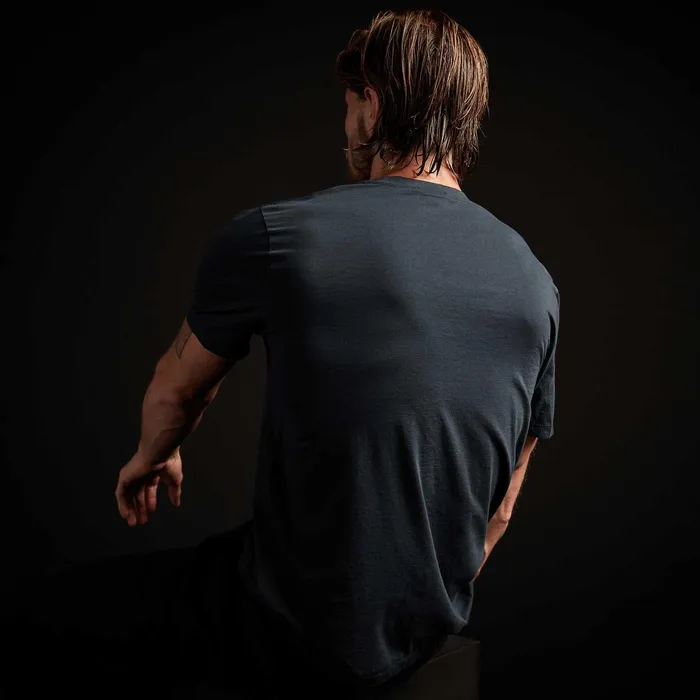 MEN James Perse TSHIRTS Luxe Lotus Jersey V Neck French Navy