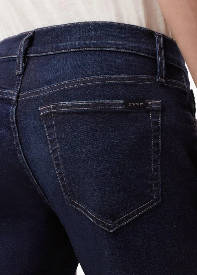 Men Straight Leg Joe039s Jeans THE CLASSIC Axton