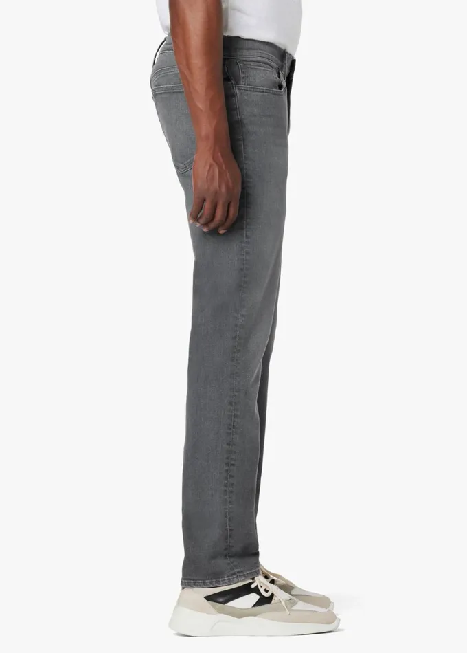 Men STRAIGHT NARROW Joe039s Jeans THE BRIXTON Ripner