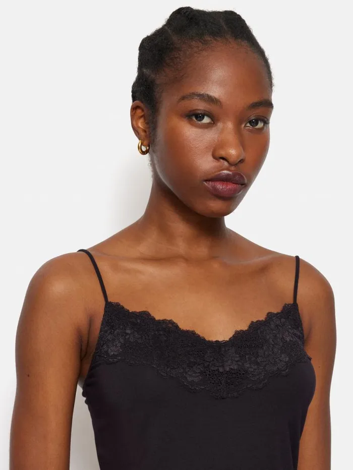 Modal Lace Vest Raisin Women Jigsaw Shirts and Tops