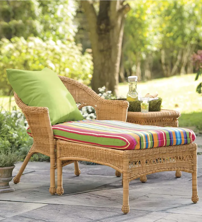 Outdoor Living Easy Care Resin Wicker Chaise 8211 Black Plow and Hearth Outdoor Wicker