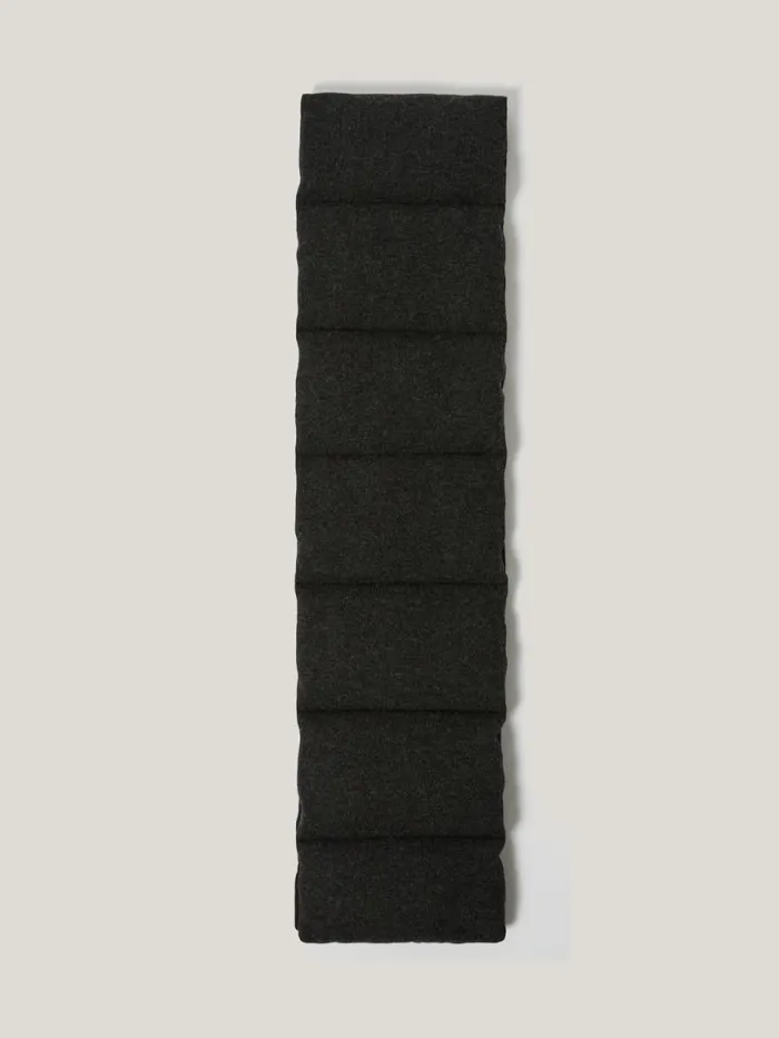 Puffer Knit Scarf Black Women Jigsaw Ponchos and Scarves