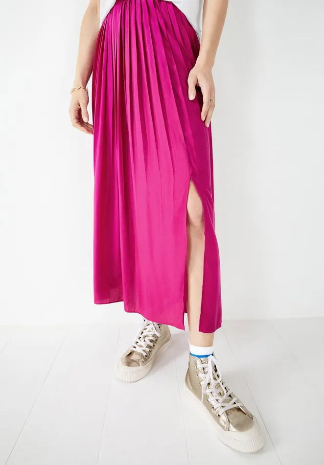 Skirts Women Hush Scarlett Pleated Maxi Skirt Fuchsia