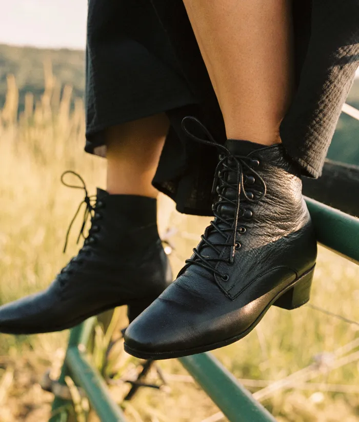 The Dawn Boot Noir Leather Women Footwear Christy Dawn