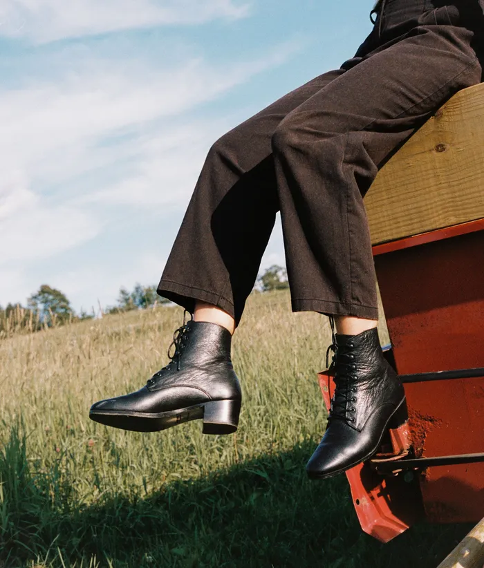 The Dawn Boot Noir Leather Women Footwear Christy Dawn