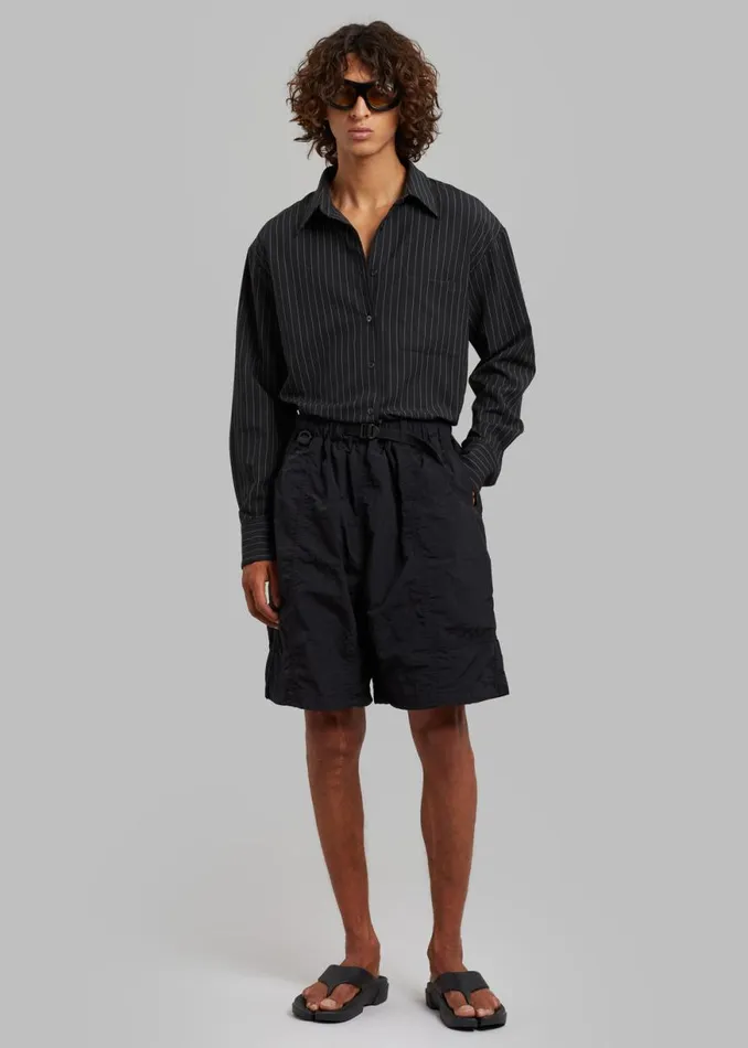 The Frankie Shop Arel Buckle Shorts 8211 Black Shop Clothing