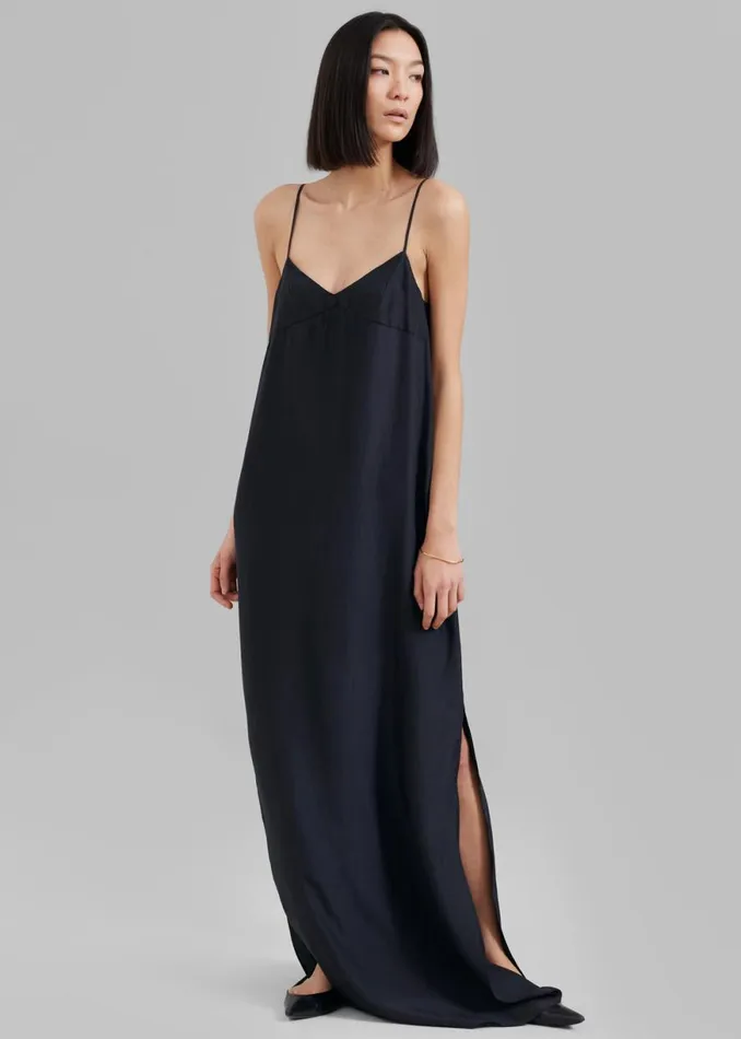 The Frankie Shop Dylana Sleeveless Maxi Dress 8211 Navy Shop Dresses