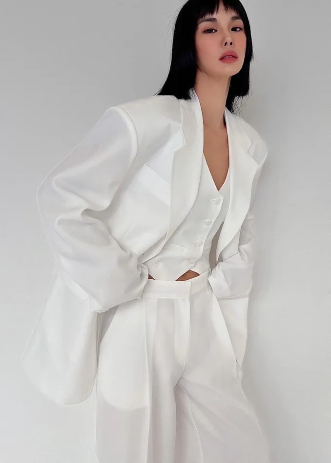 The Frankie Shop Gladys Cargo Pants 8211 White Shop Bottoms