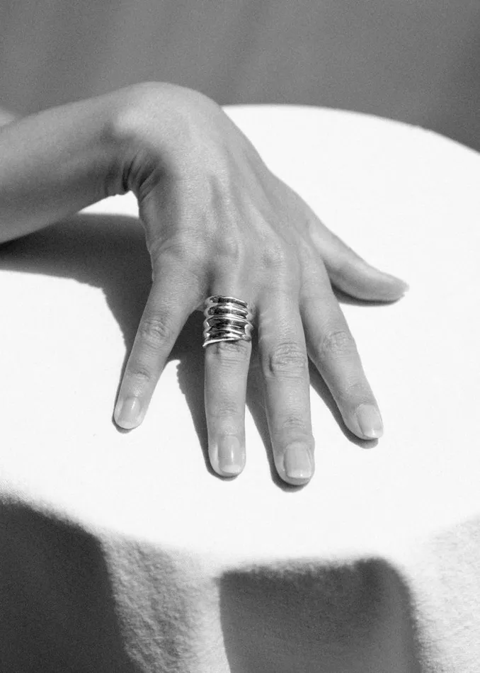 The Frankie Shop Jasmin Sparrow Torque Ring 8211 Gold Shop Accessories