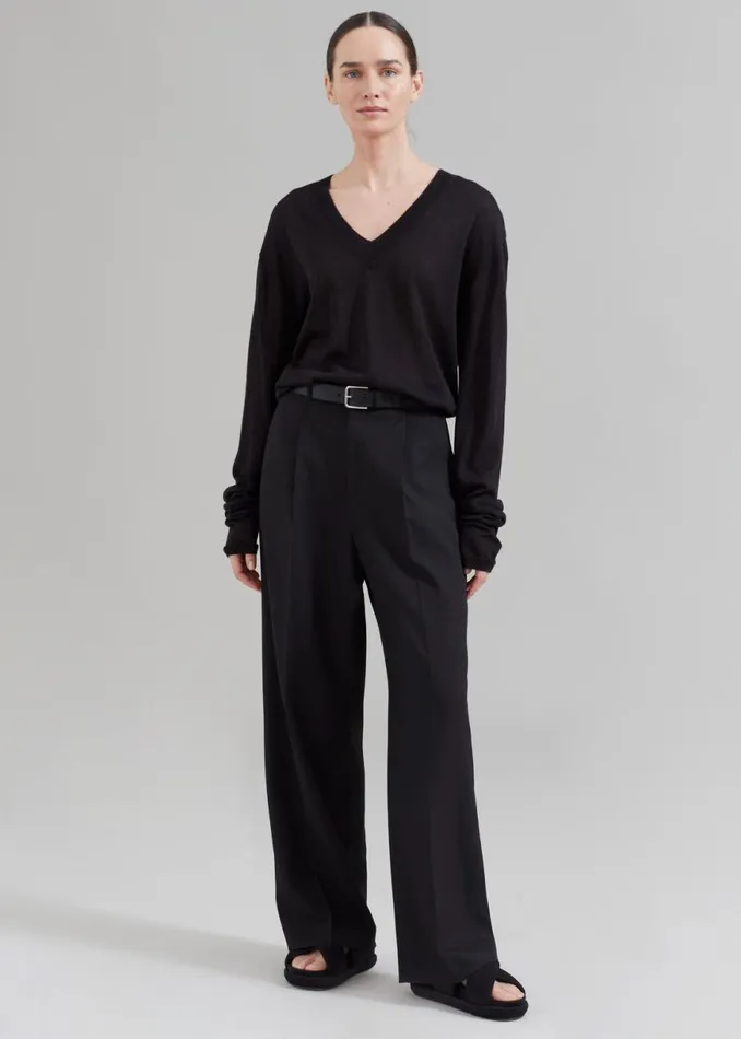 The Frankie Shop Juro VNeck Knit 8211 Black Shop Knitwear