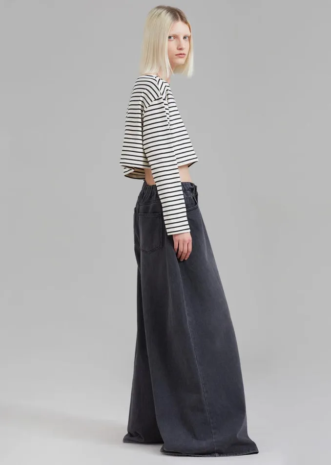 The Frankie Shop Sasha Wide Leg Jeans 8211 Dark Grey Shop Clothing