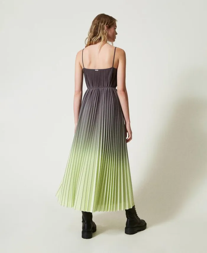 Twinset Elegant Dresses Pleated Georgette Long Printed Dress Twotone Blackened Pearl Grey Soft Lime Green 8211 Clothing