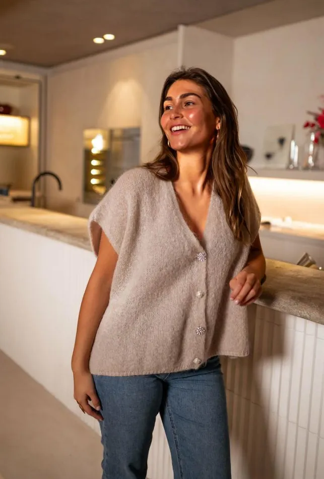 Women039s Clothing Cardigans Easy Clothes Beige Sleeveless Fantin Cardigan