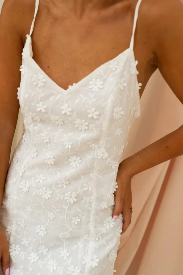 Women039s Clothing Dresses Easy Clothes White Embroidered Myna Dress