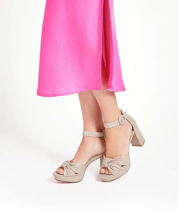 Women Anesa Platform 8211 Taupe Pelle Moda High Heels