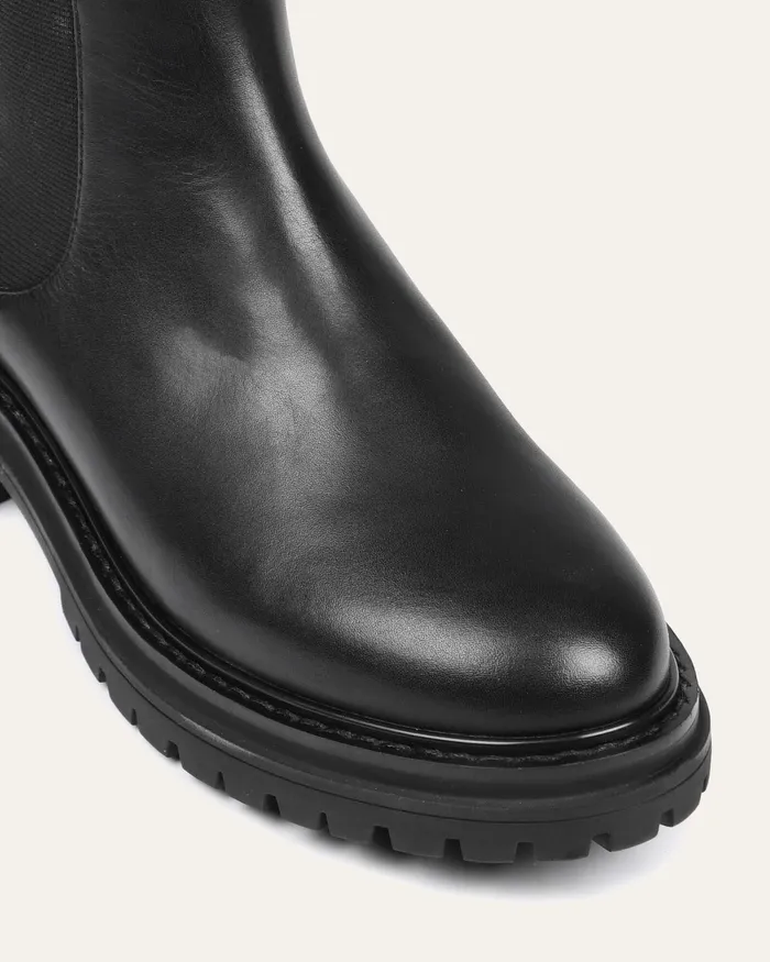 Women Bloom flat ankle boots black leather FLAT BOOTS jomercer