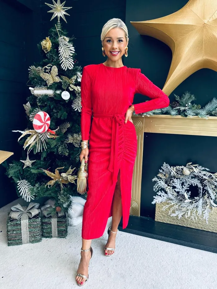 Women Day Dress Canella Lane Elena Plisse Ruched Long Sleeve Midi Dress Red
