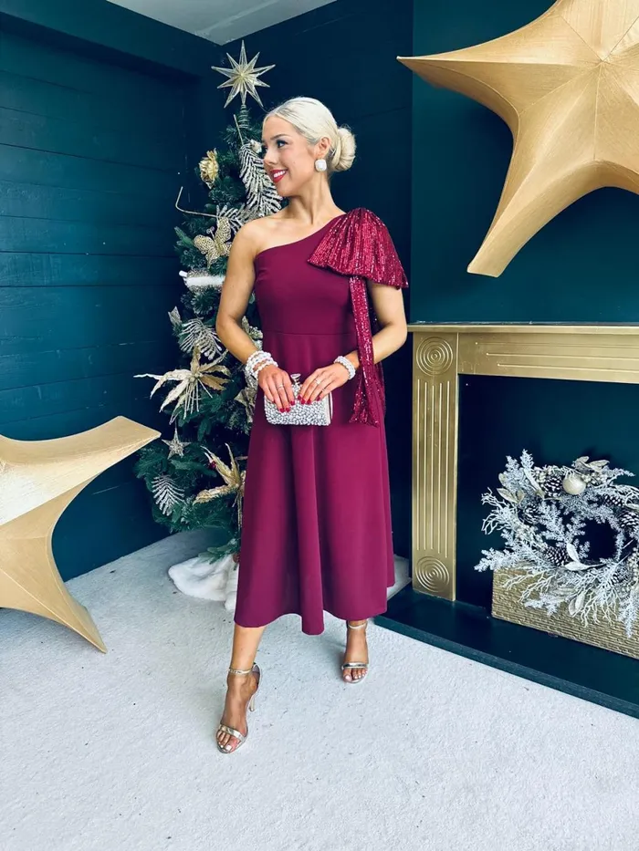 Women Evening Dress Canella Lane Hailey Sequin Bow Detail Dress Burgundy