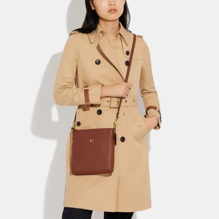 Women Kitt Messenger Crossbody Brass1941 Saddle Coach Crossbody Bags
