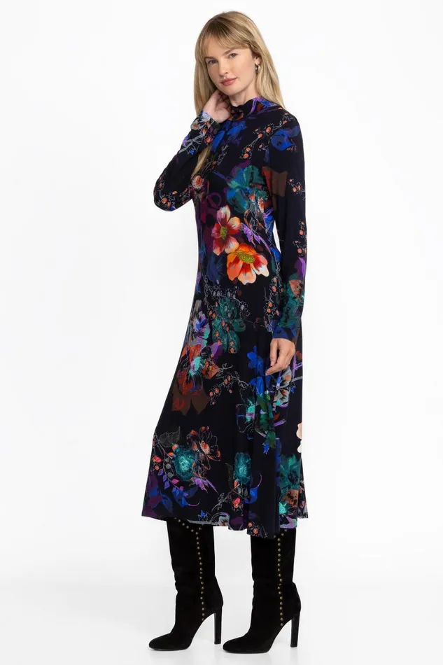 Women Plus Size Johnny Was THE JANIE FAVORITE SEAMED MOCK NECK DRESS Midnight Scarf Print Women Plus Size Johnny Was THE JANIE FAVORITE SEAMED MOCK NECK DRESS Midnight Scarf Print
