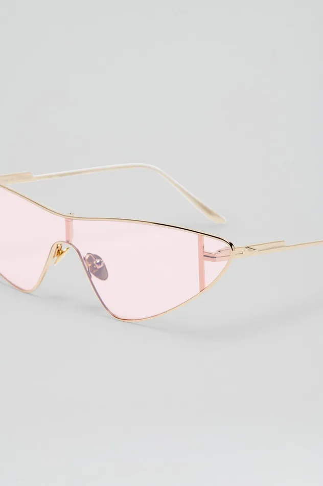 Women Scanlan Theodore Eyewear ST METAL CAT SHIELD SUNGLASSES Lightgold Women Scanlan Theodore Eyewear ST METAL CAT SHIELD SUNGLASSES Lightgold