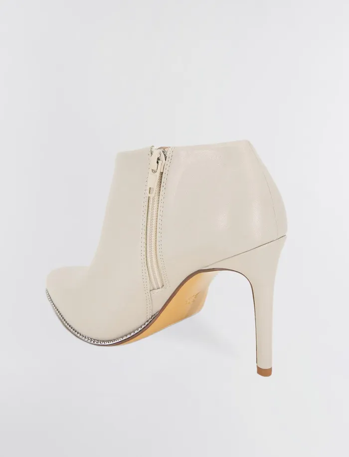 Women Shoes BCBG Cream Hadix Shootie Stone