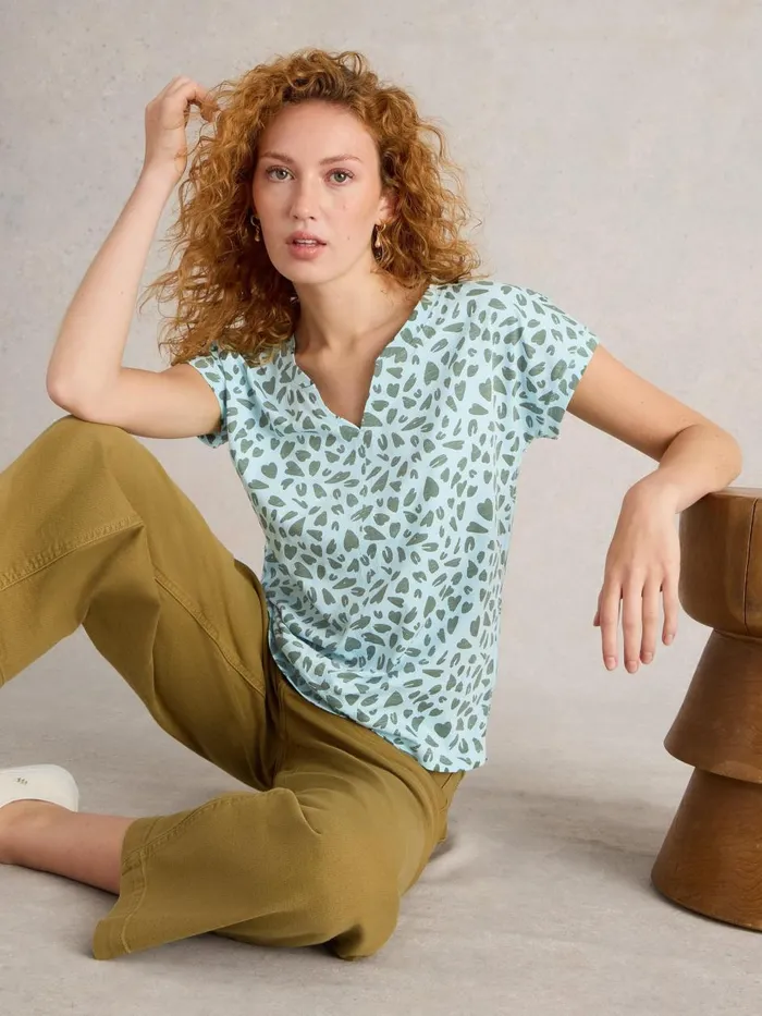 Women TOPS and TEES White Stuff NELLY ORGANIC NOTCH NECK TEE Blue Print Women TOPS and TEES White Stuff NELLY ORGANIC NOTCH NECK TEE Blue Print
