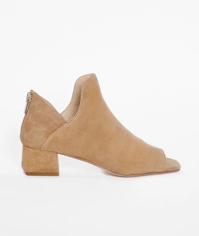 Women Vonn Bootie 8211 Latte Pelle Moda Low Heels